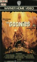 Goonies / The Goonies (1985) [10Bit SDR 2160p BluRay H265 AC3-AS76-FT] [Lektor PL] [mkv]  [FIONA9]
