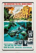 Ląd, o którym zapomniał czas / The Land That Time Forgot (1975) [PL.wasik] [h264] [1920x1040] [Lektor PL] [mkv]  [FIONA9]