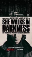 Spowita w mrok / She Walks in Darkness / Un fantasma en la batalla (2025) [PL.480p.AC3.WEB-DL.XviD-GR4PE] [Lektor PL] [avi]  [FIONA9]